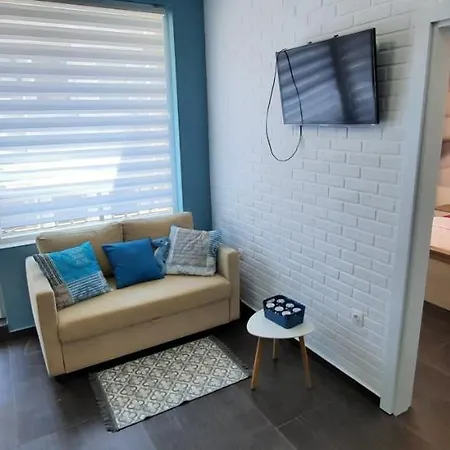 нава 8 Διαμέρισμα