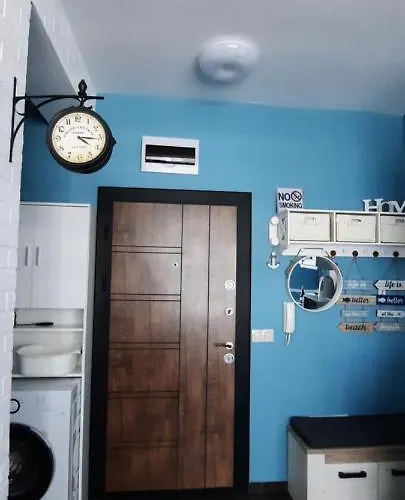 нава 8 בורגאס